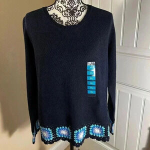 Joseph A Crew Neck Sweater NWT